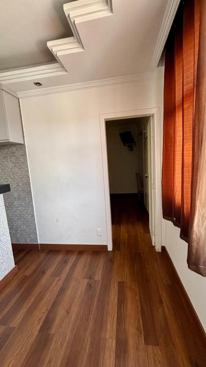Kitnet Na Rua Sapucai Apartment Belo Horizonte